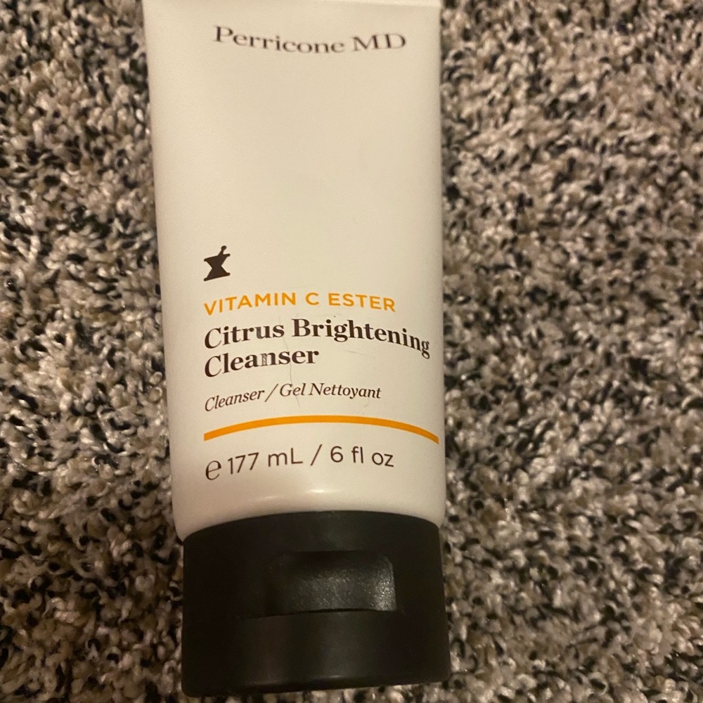 Skincare bundle! - Picture 3 of 4